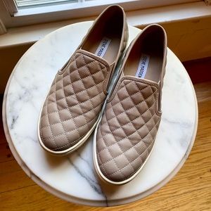 Steve Madden Ecentrcq Grey Slip On Shoes Sneakers Size 9.5